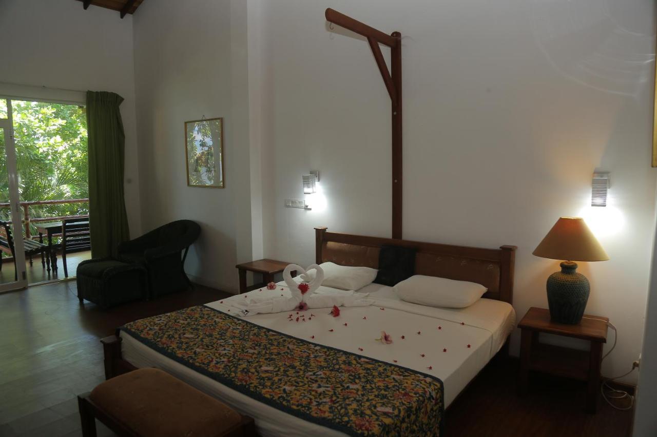 Laluna Ayurveda Resort Бентота Экстерьер фото
