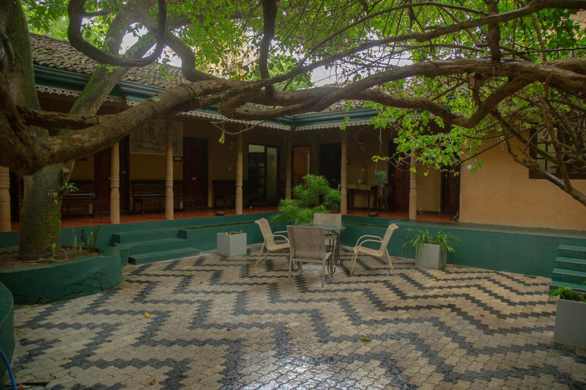 Laluna Ayurveda Resort Бентота Экстерьер фото